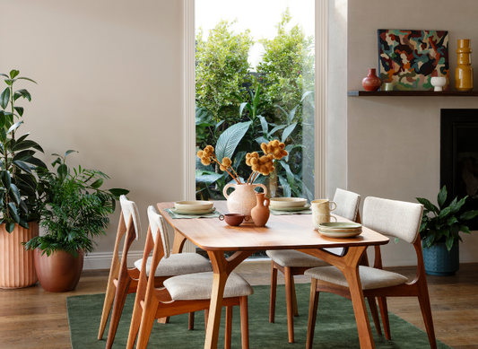 Painting Your Dining Room for Friends and Family