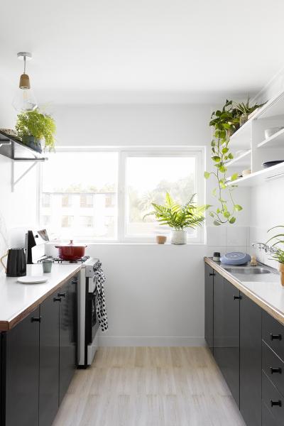 How to Use Haymes Paint Kitchen & Bathroom Range